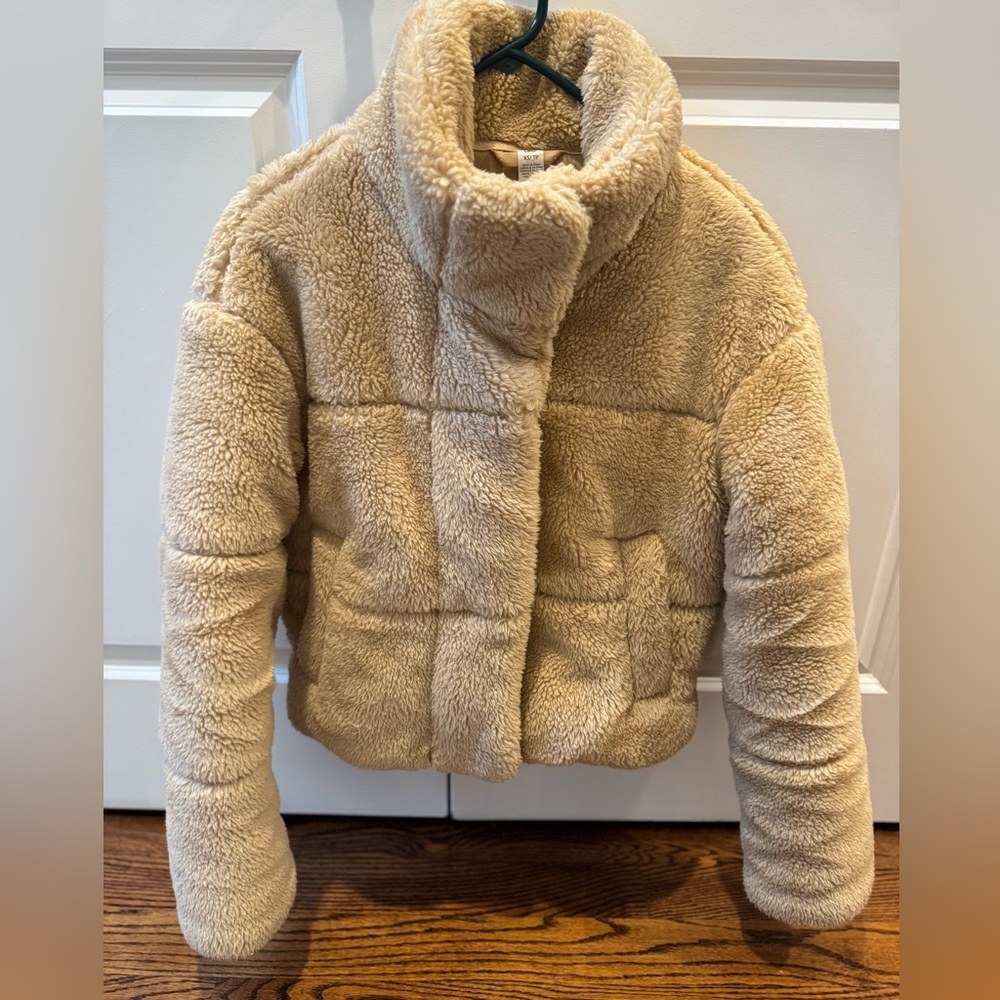 ALO Yoga Tan Sherpa Jacket